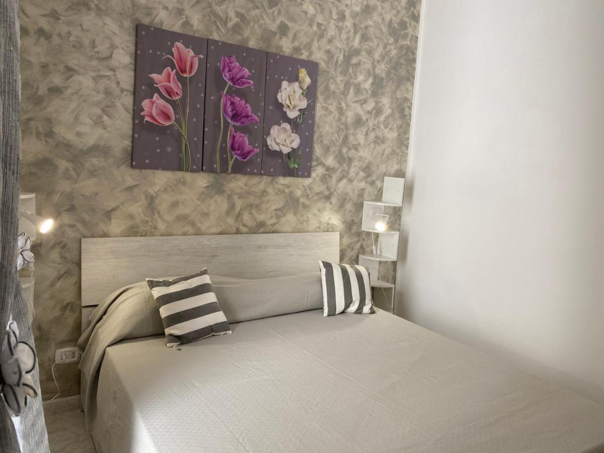 Sea&Sun Apartament Chiaia Naples Luaran gambar